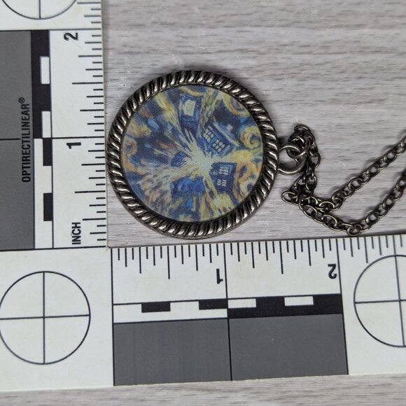BBC Dr. Who Lenticular Exploding Tardis Pendant & Antiqued Metal Necklace Chain - Picture 8 of 10